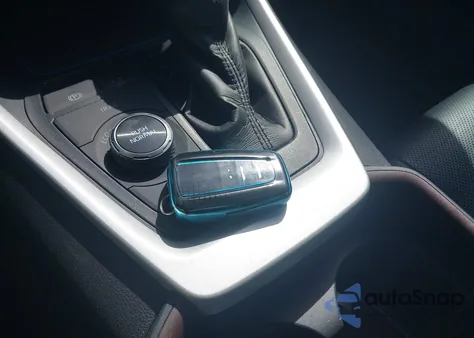 2020 Toyota Rav4 Hybrid Limited from USA, damaged, VIN 2T3DWRFV0LW070377